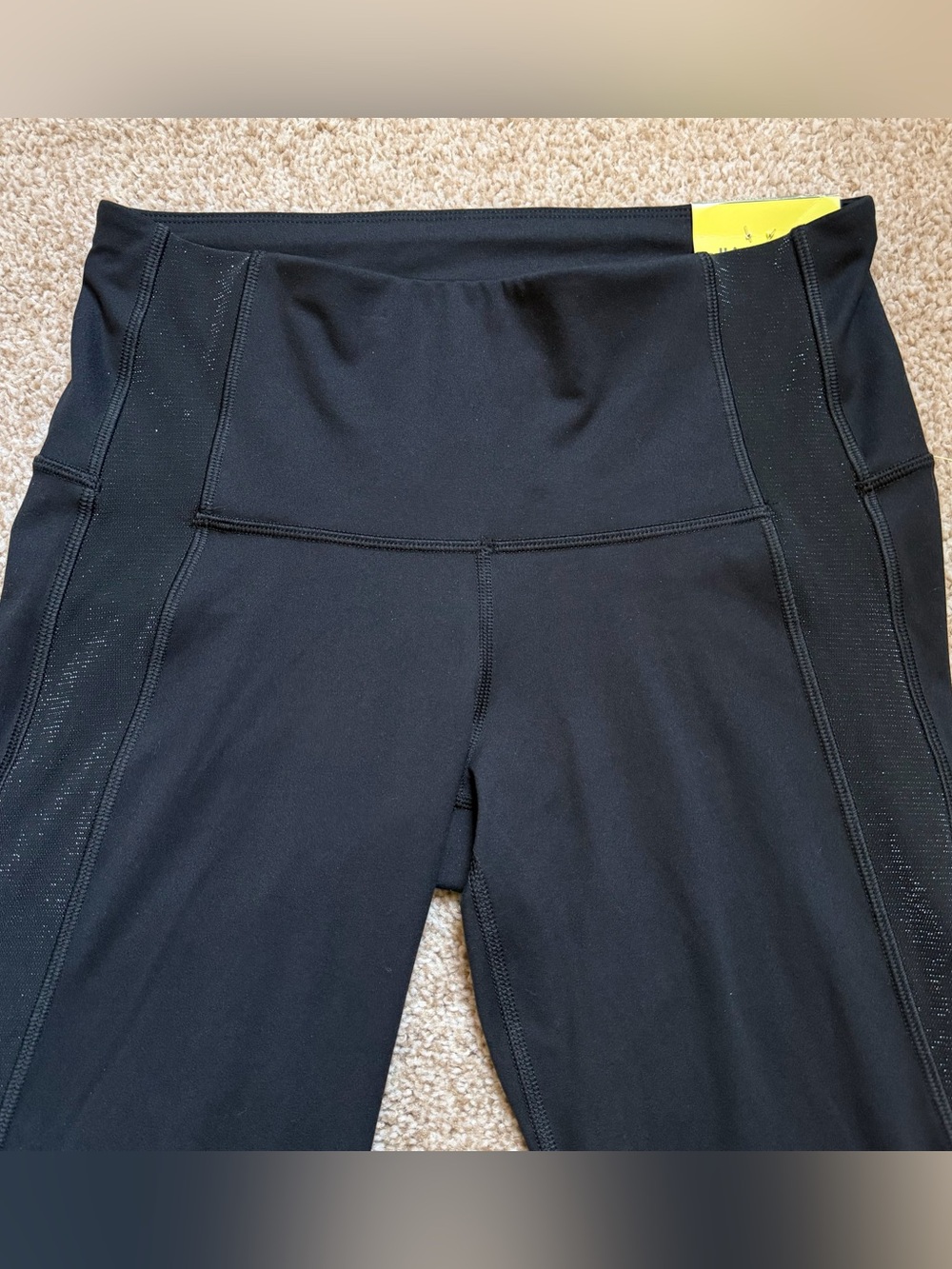 NEW All in Motion Contour Power High-Waisted Shimmer 7/8 Black Leggings Medium - Picture 3 of 9